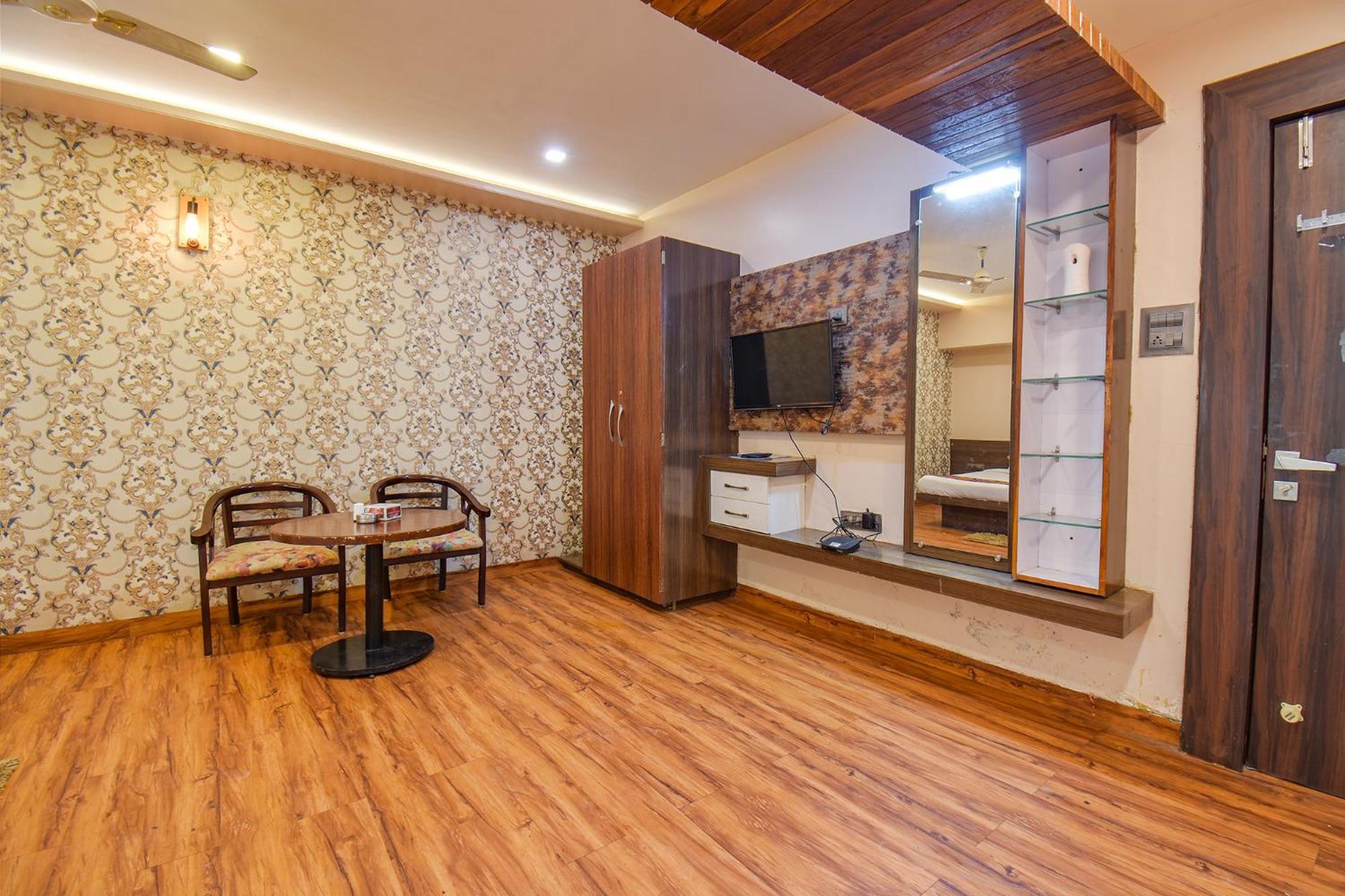 Hotel Fabexpress Glory - Nr Skywalk Bridge Pimpri-Chinchwad Zewnętrze zdjęcie