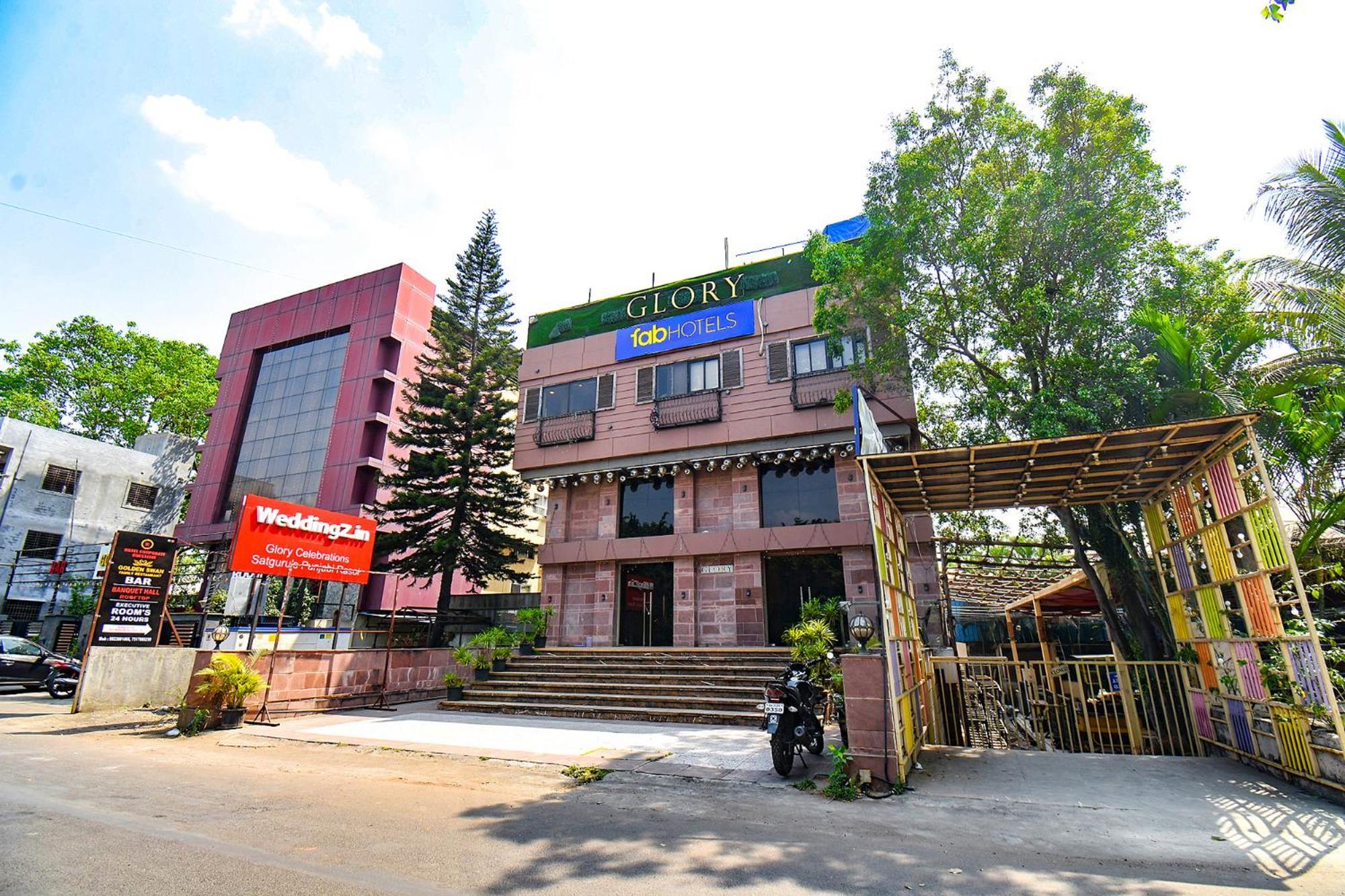 Hotel Fabexpress Glory - Nr Skywalk Bridge Pimpri-Chinchwad Zewnętrze zdjęcie
