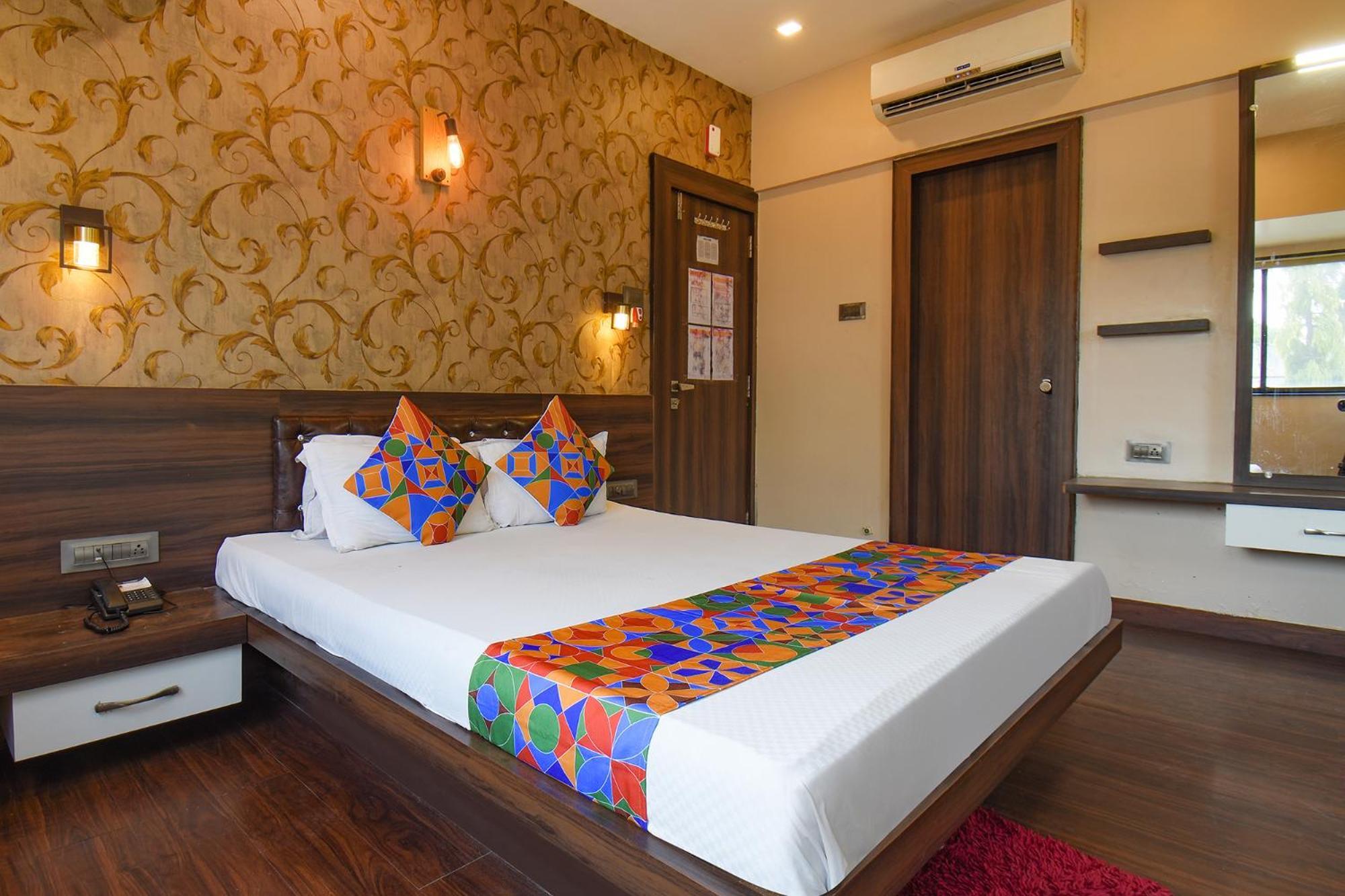 Hotel Fabexpress Glory - Nr Skywalk Bridge Pimpri-Chinchwad Zewnętrze zdjęcie